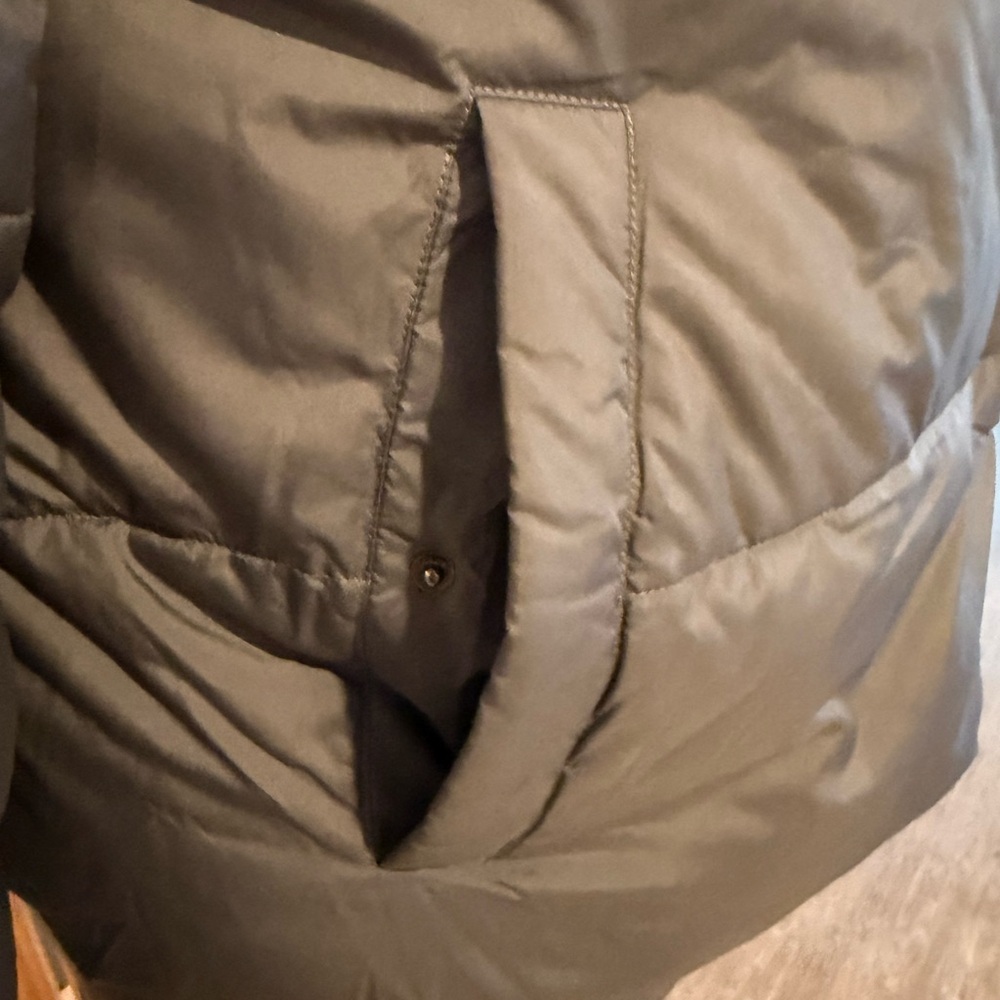 UGG Gray Puffer Jacket with Shearling Collar - Picture 8 of 9